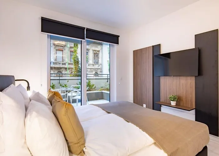 Terrace Garden - Free Parking - New And Cozy